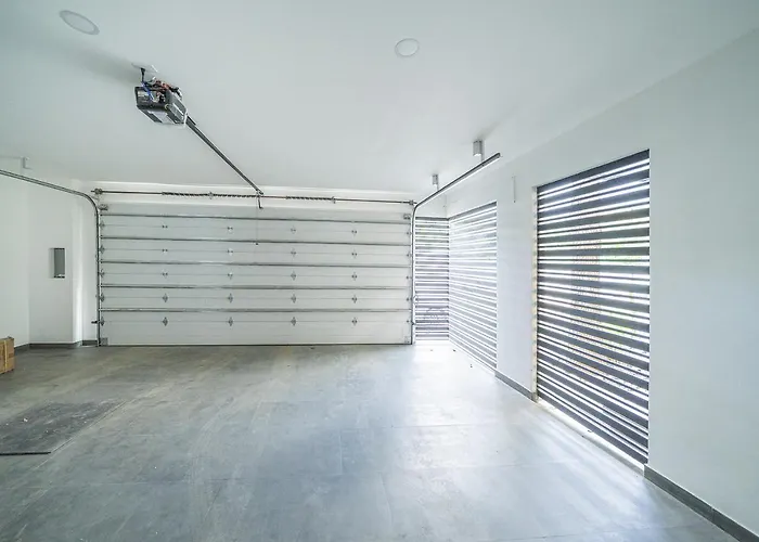 Holiday home Casa Guitarra - Playa Potrero, Modern House, Pool In Guitar Shape, One Floor